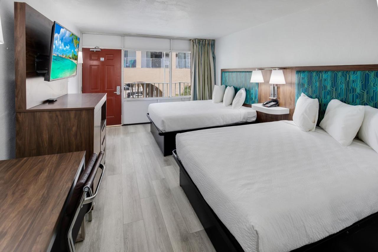 Blu Atlantic Hotel & Suites Миртл-Бич Экстерьер фото