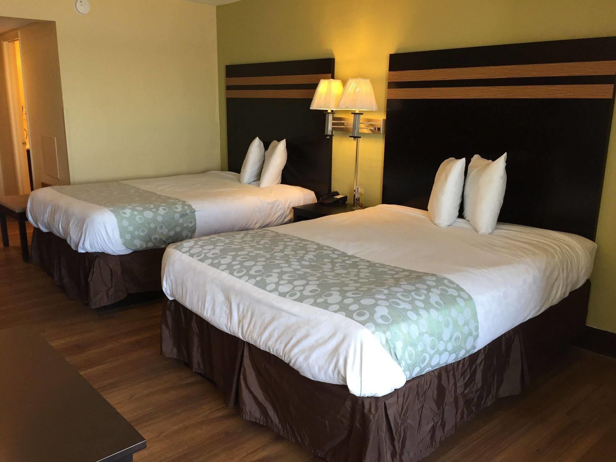 Blu Atlantic Hotel & Suites Миртл-Бич Экстерьер фото